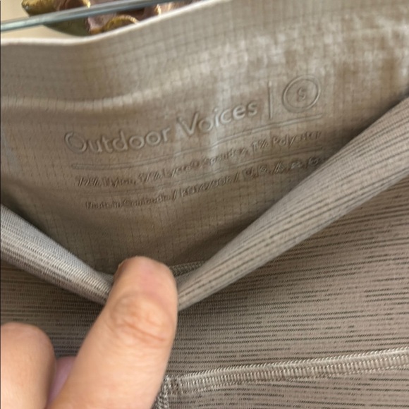 Outdoor Voices athletic leggings - Picture 2 of 5